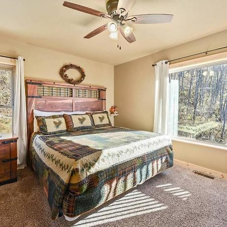 Walnut Ridge Cabin. Sleeps 7-11! Hot Tub, Pool Table, Minutes To Downtown Gatlinburg! Exterior foto